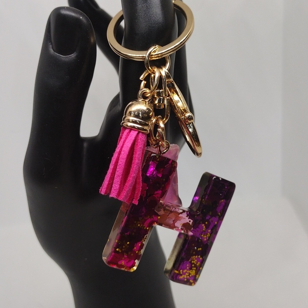Elegant Pink & Gold Glitter Monogram ‘H’ Keychain – Personalized Sparkle